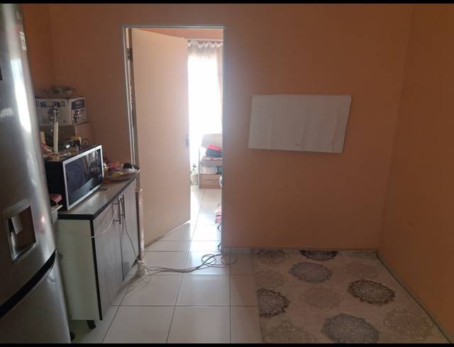 BEDROOM APARTMENT FOR SALE IN COMMERCIA